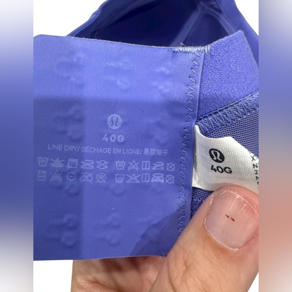 Lululemon Run Times High Support Bra in 40G - Picture 3 of 4